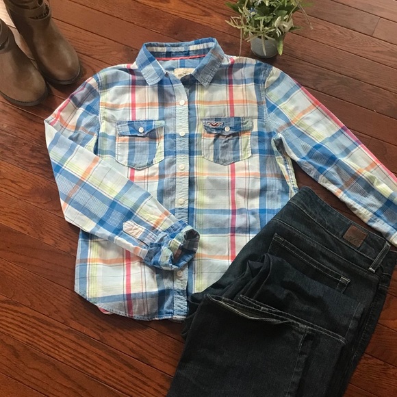 Hollister multicolored plaid button down shirt - Picture 1 of 7